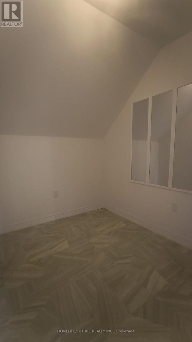 21 MONARCH ROAD Image 17