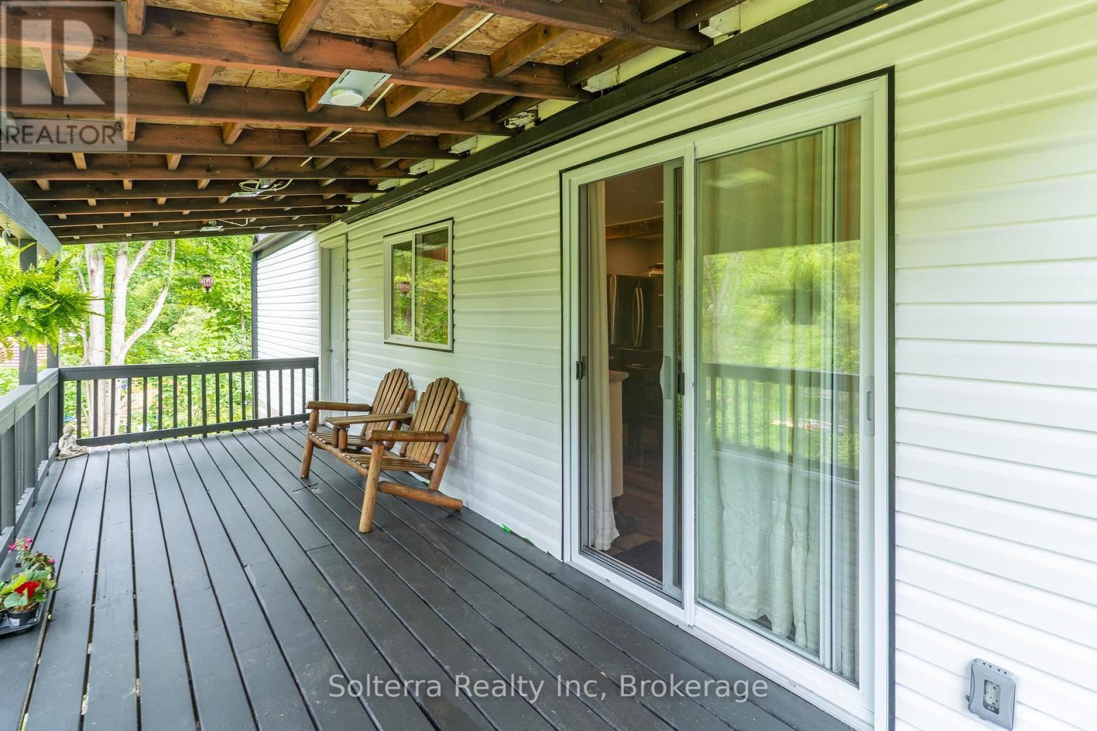 160 WAGNER ROAD WEST Image 2