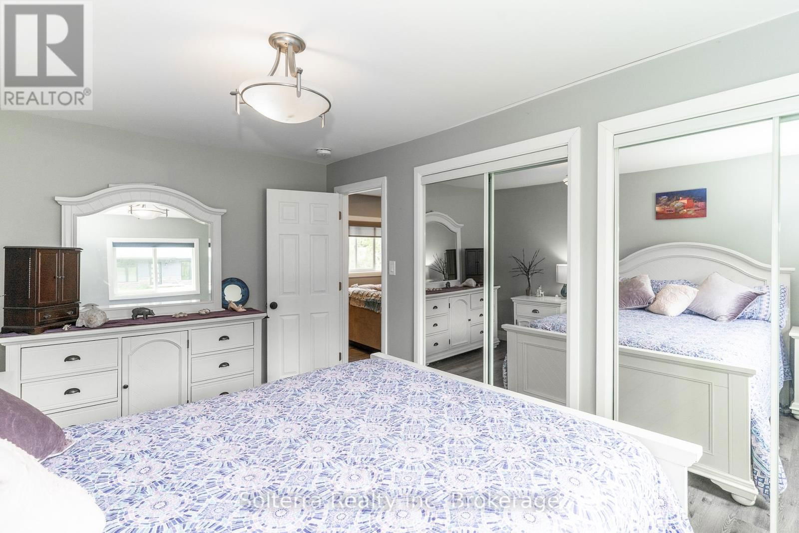 160 WAGNER ROAD WEST Image 23