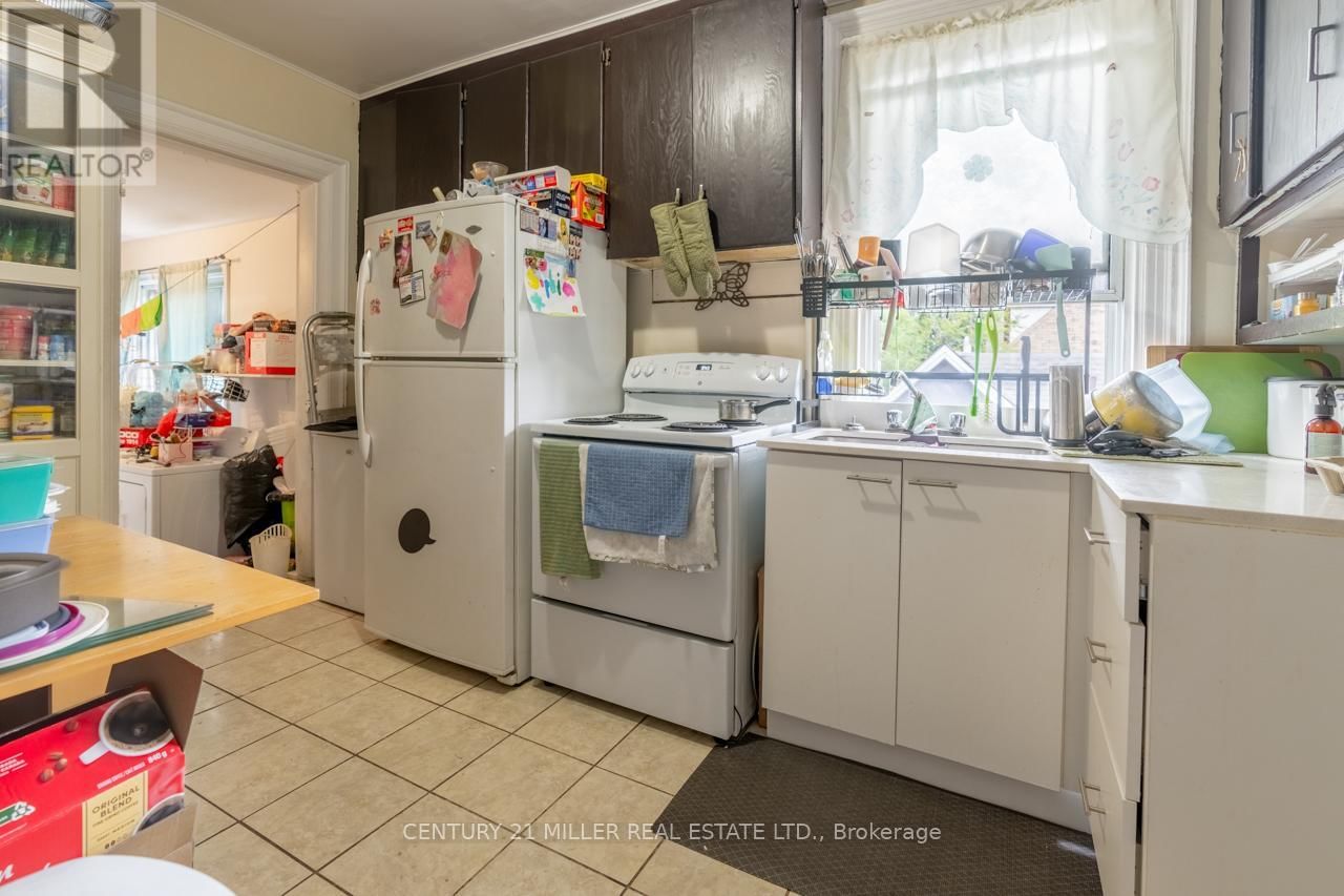 124 GLADSTONE AVENUE Image 11
