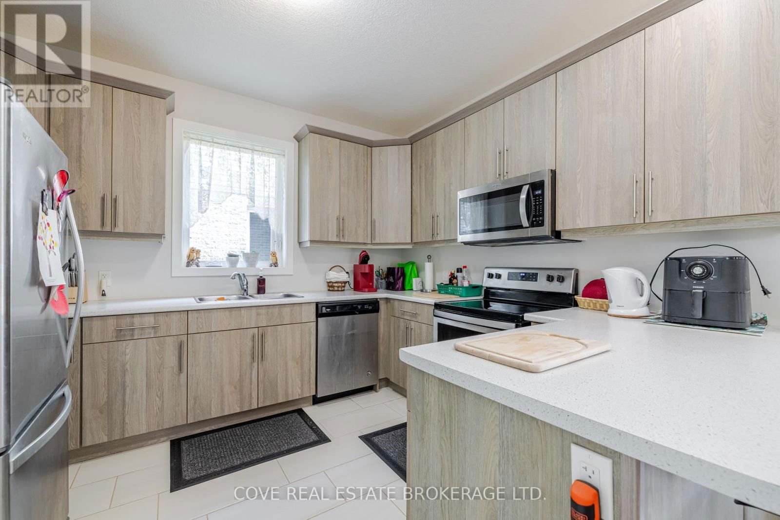 575 CHELTON ROAD Image 7