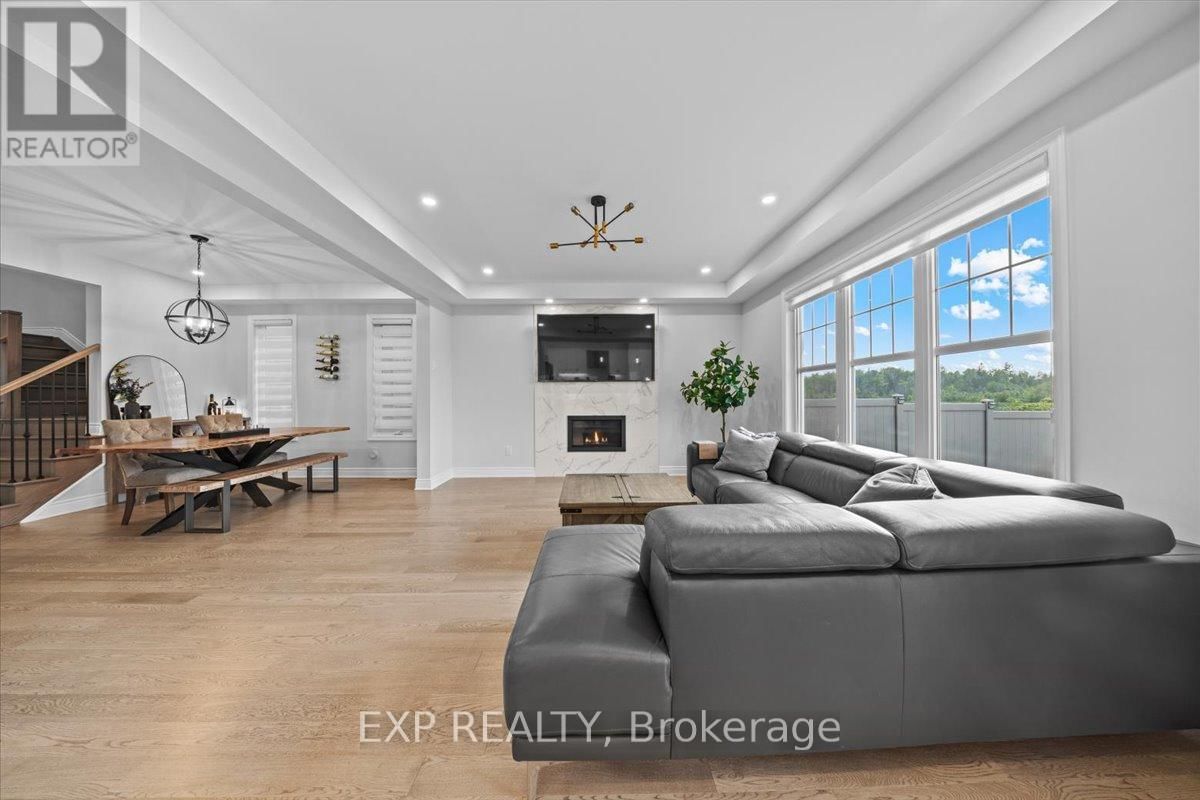 126 UNITY PLACE Image 13