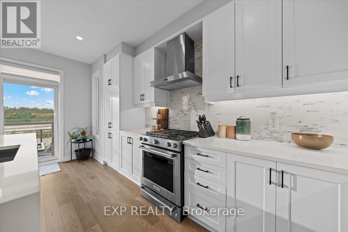 126 UNITY PLACE Image 21