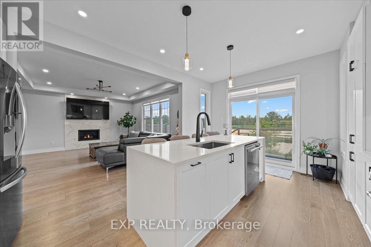126 UNITY PLACE Image 22