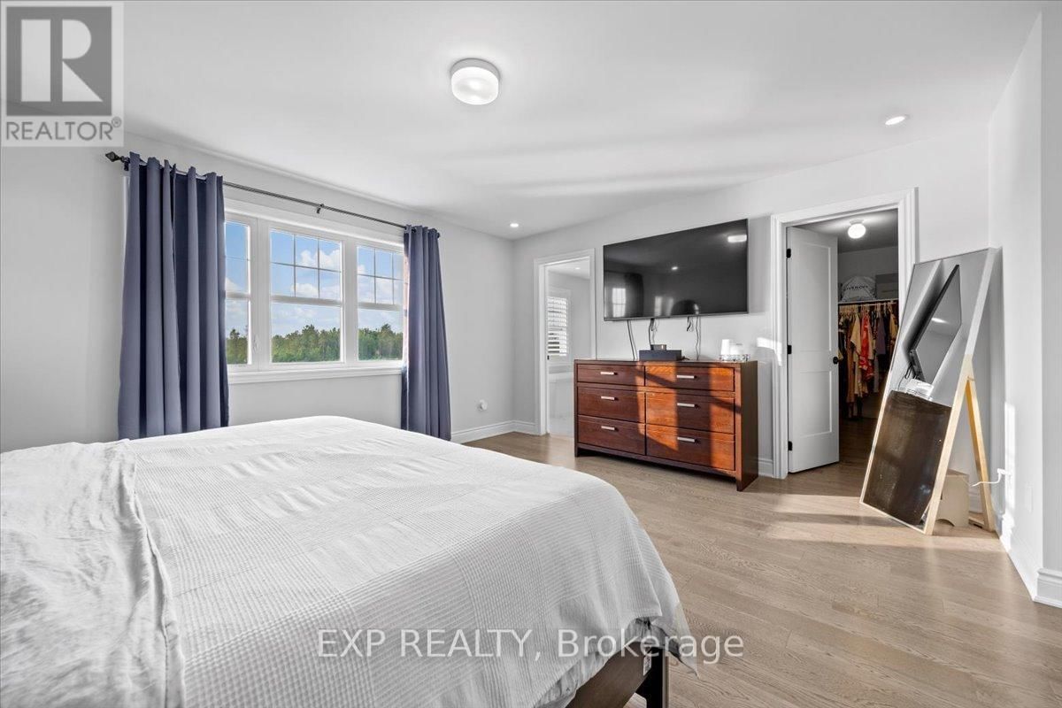 126 UNITY PLACE Image 30