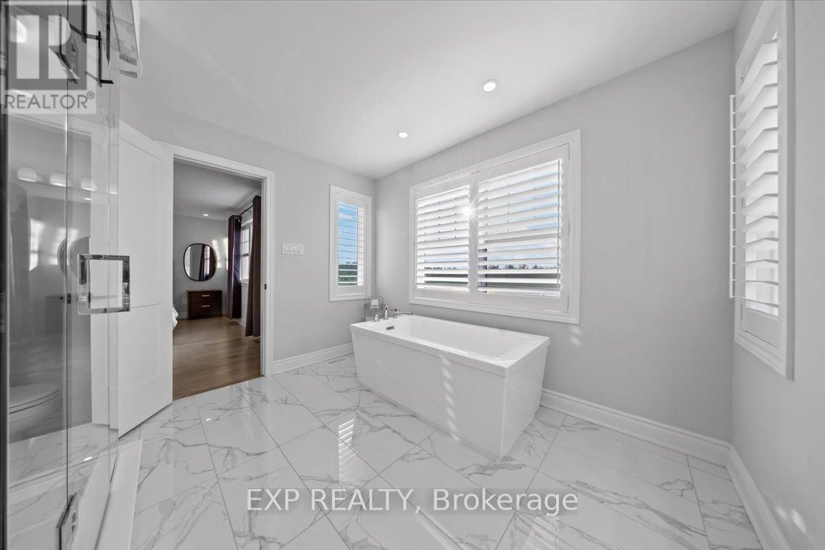 126 UNITY PLACE Image 32