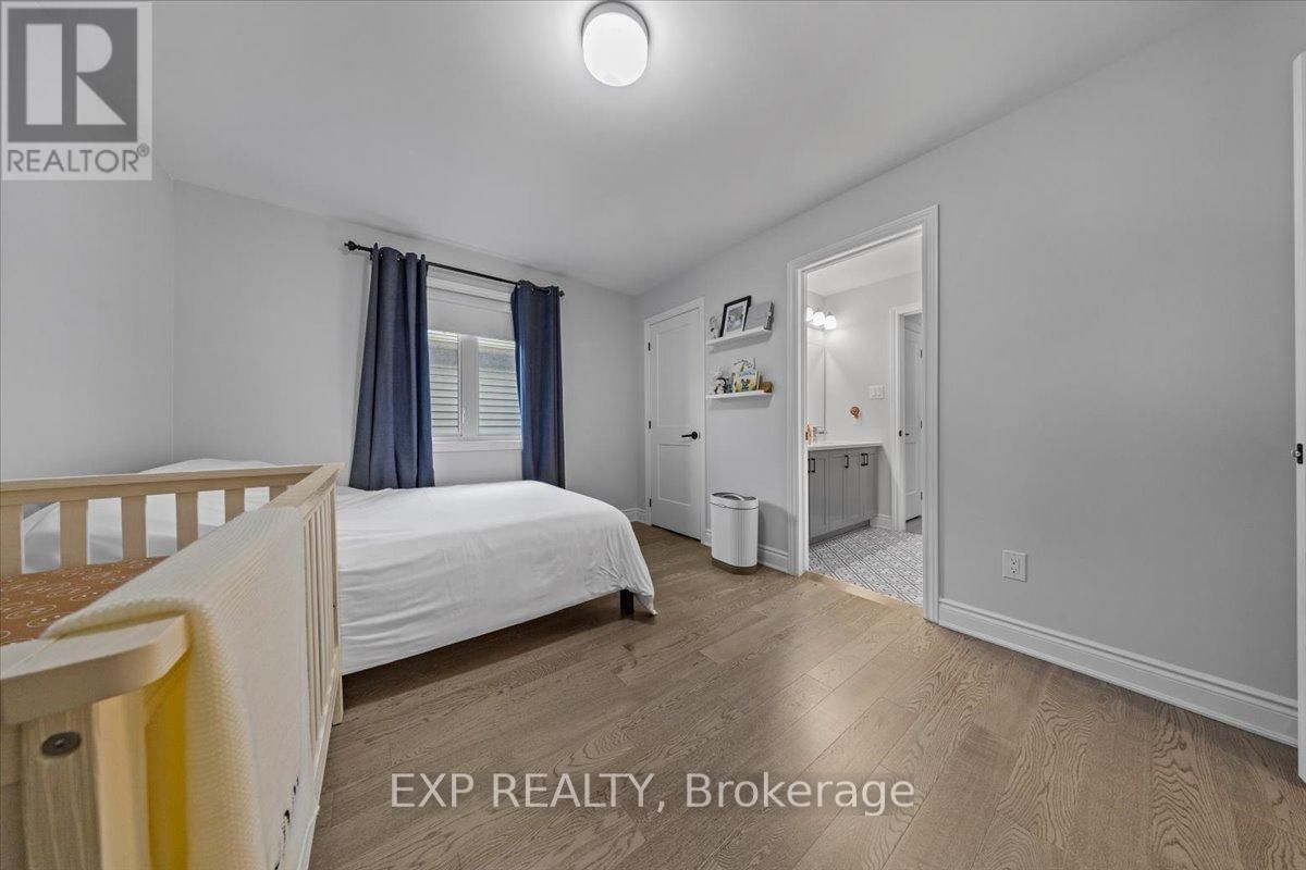 126 UNITY PLACE Image 34