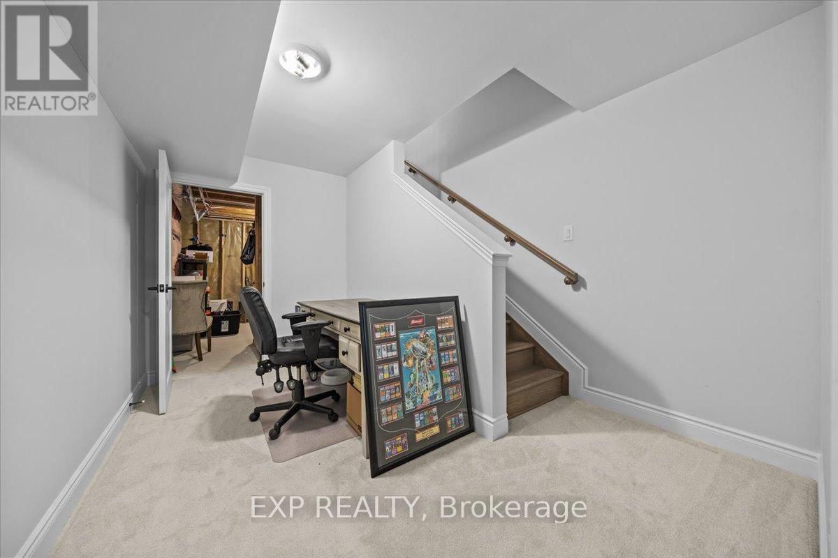 126 UNITY PLACE Image 39