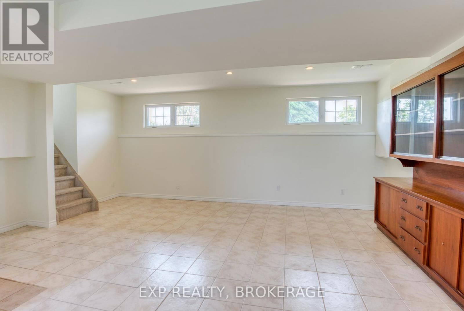 121 IVY RIDGE ROAD Image 28