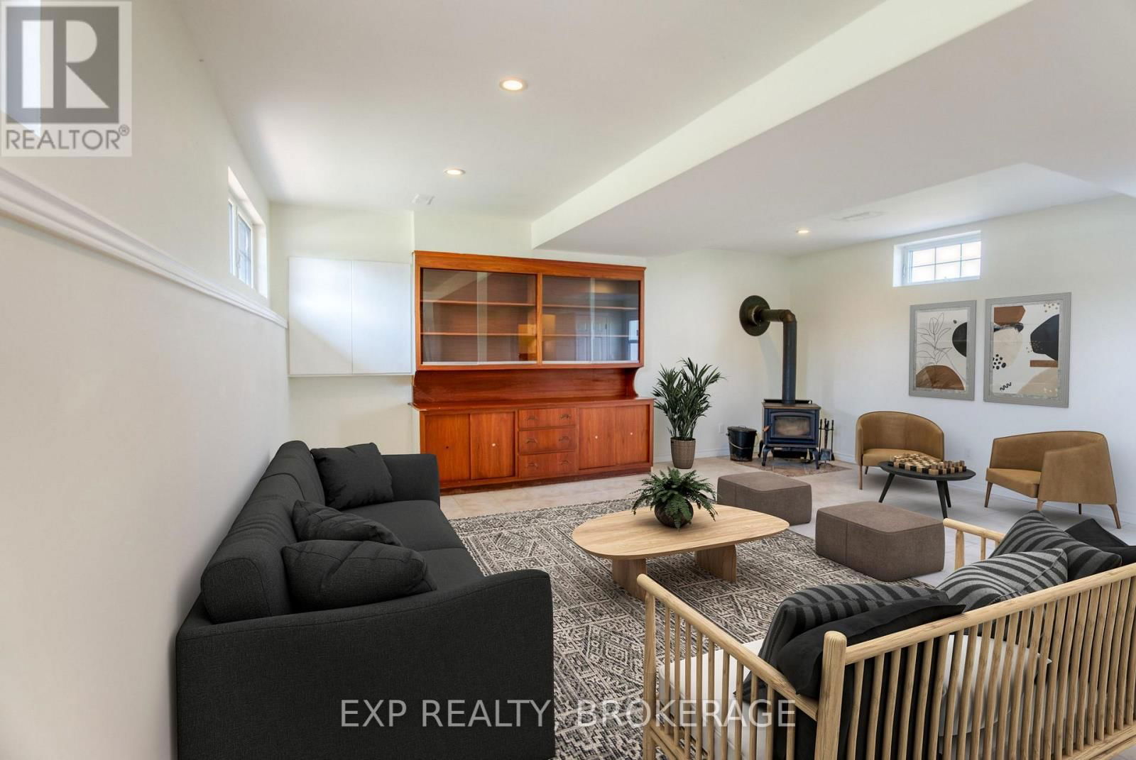 121 IVY RIDGE ROAD Image 29