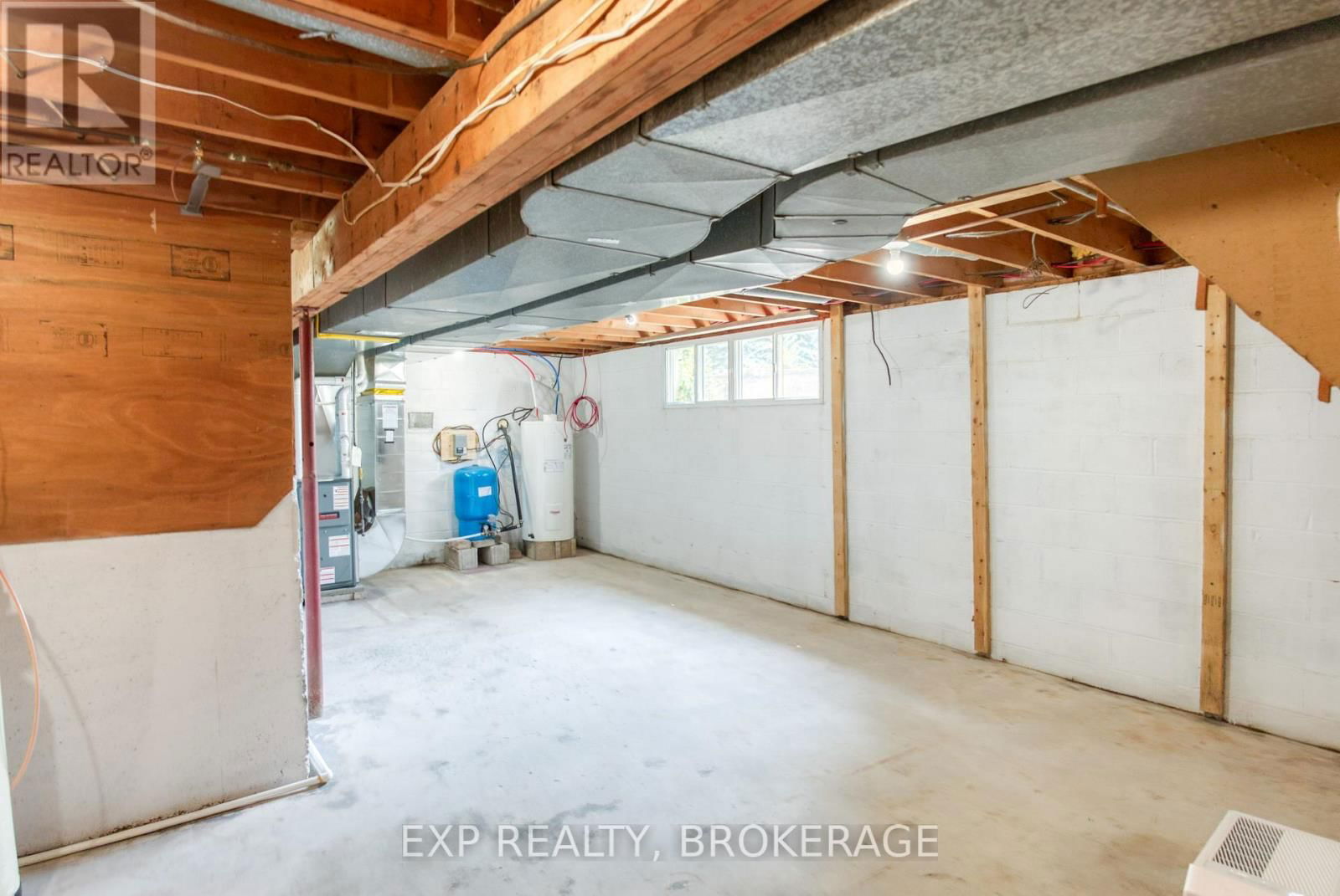121 IVY RIDGE ROAD Image 33