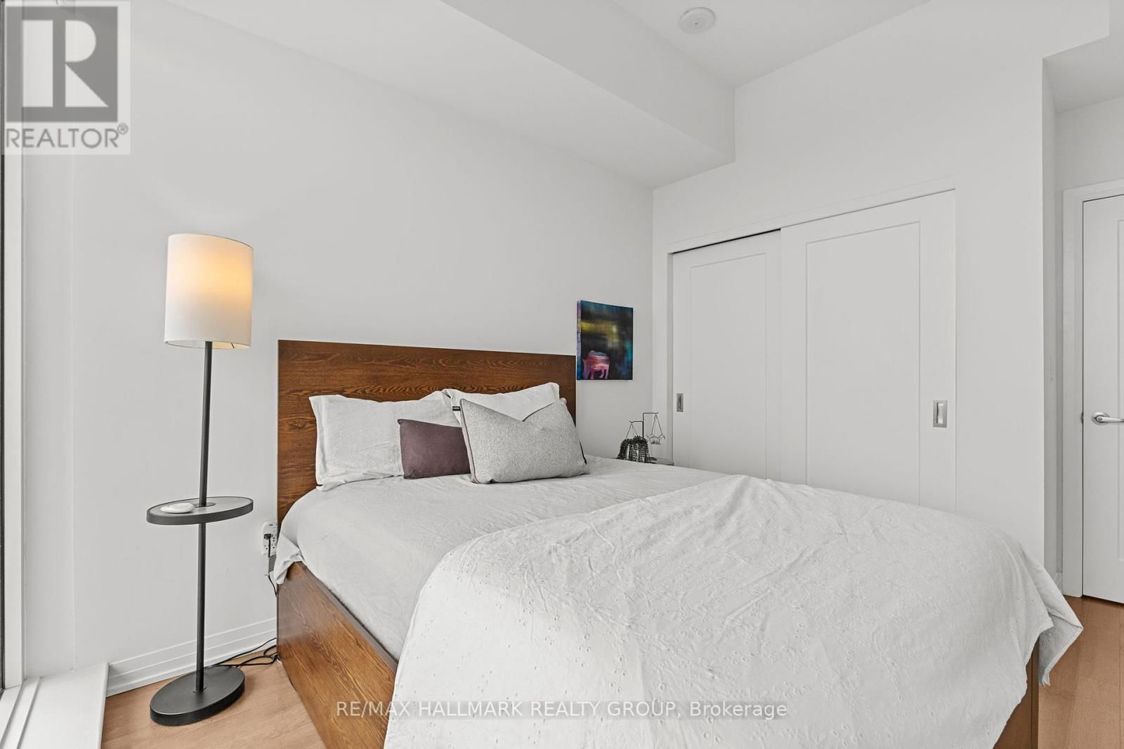 4005 - 805 CARLING AVENUE Image 20