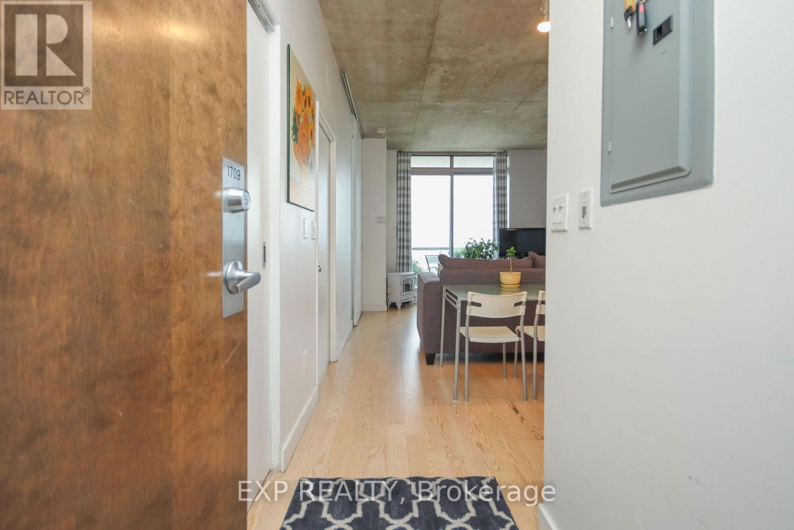 1709 - 179 GEORGE STREET Image 6