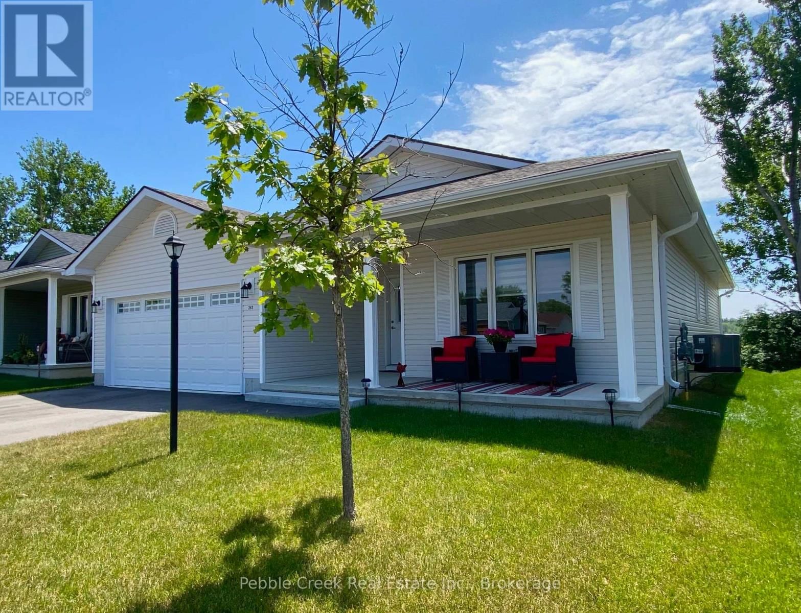 263 LAKE BREEZE DRIVE Image 1