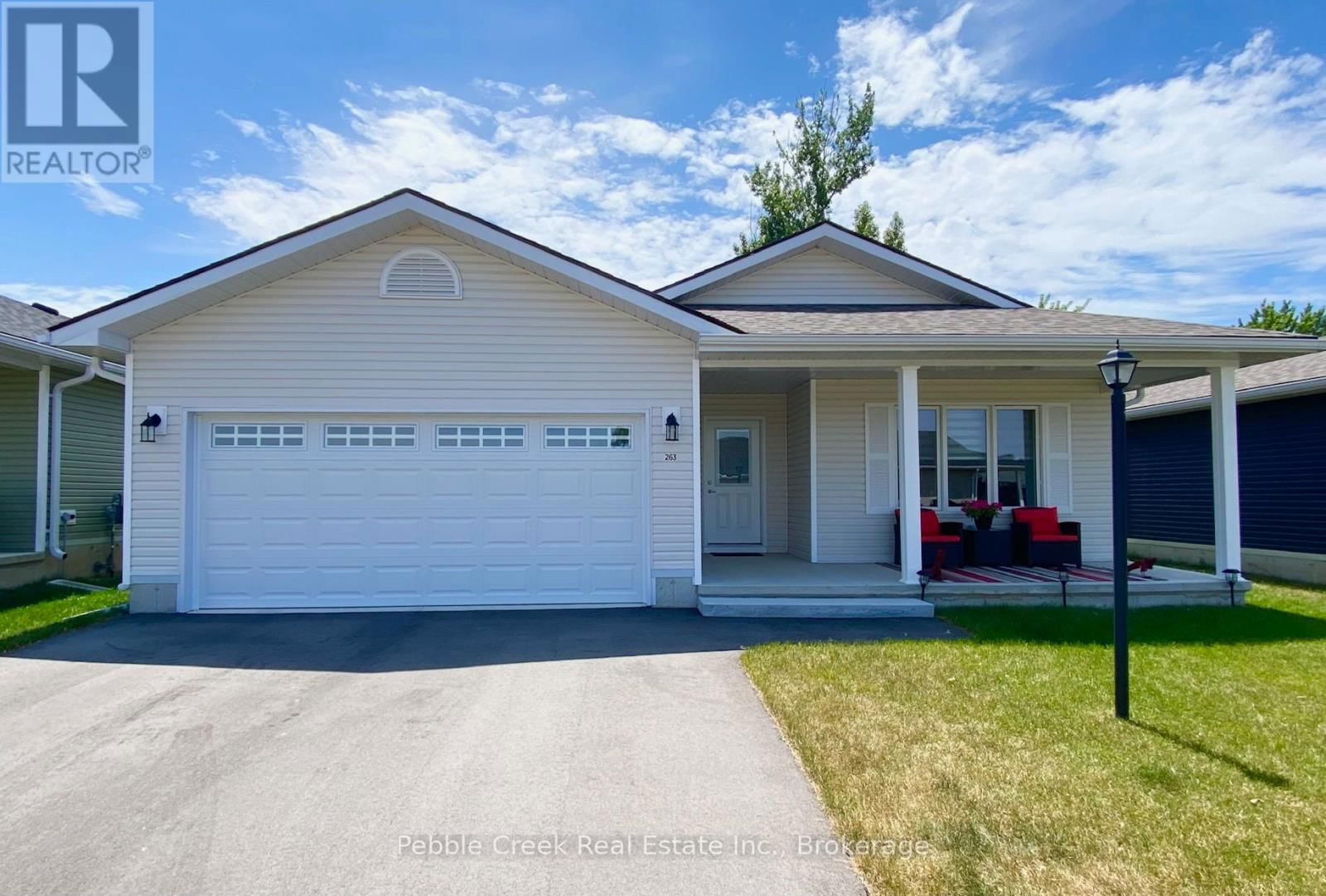 263 LAKE BREEZE DRIVE Image 2