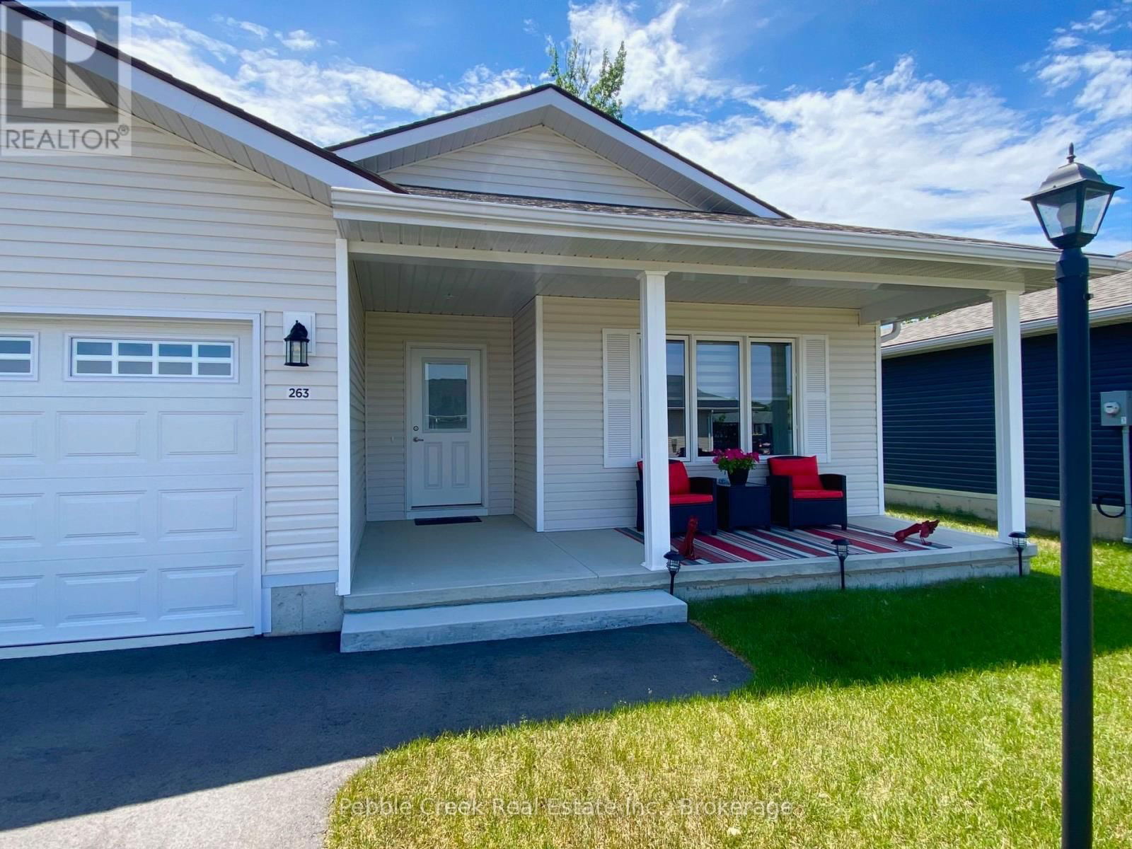 263 LAKE BREEZE DRIVE Image 3