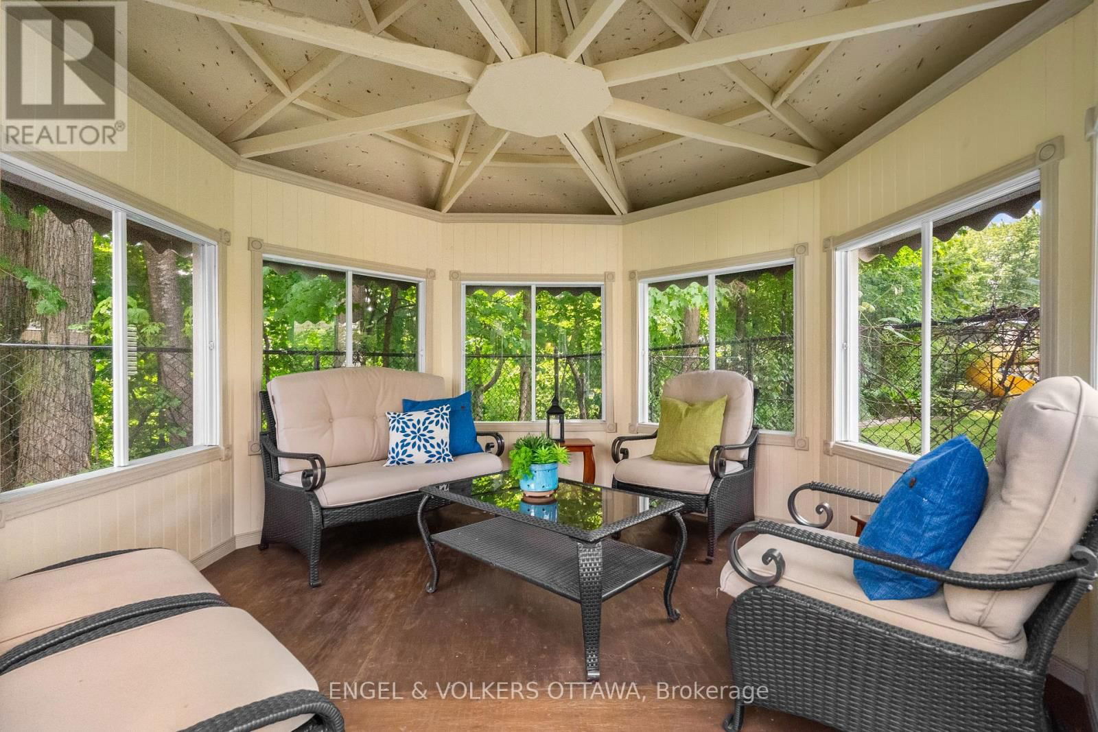2229 NATURE TRAIL CRESCENT Image 42