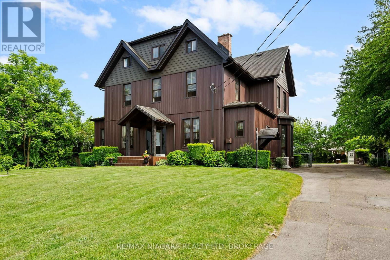 5368 MENZIE STREET Image 2