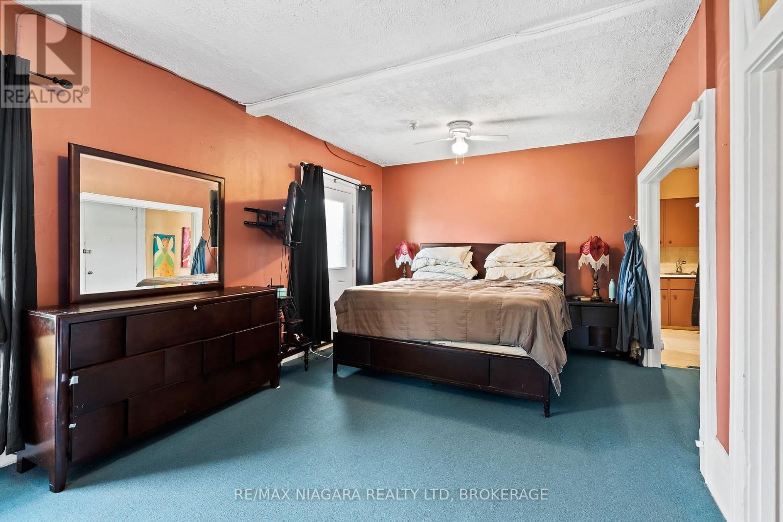 5368 MENZIE STREET Image 24