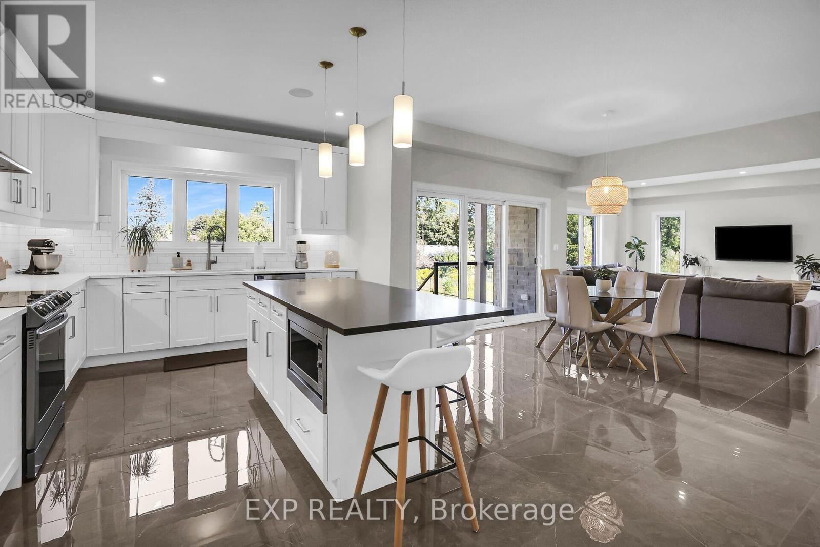 3608 CAROLINIA COURT Image 14