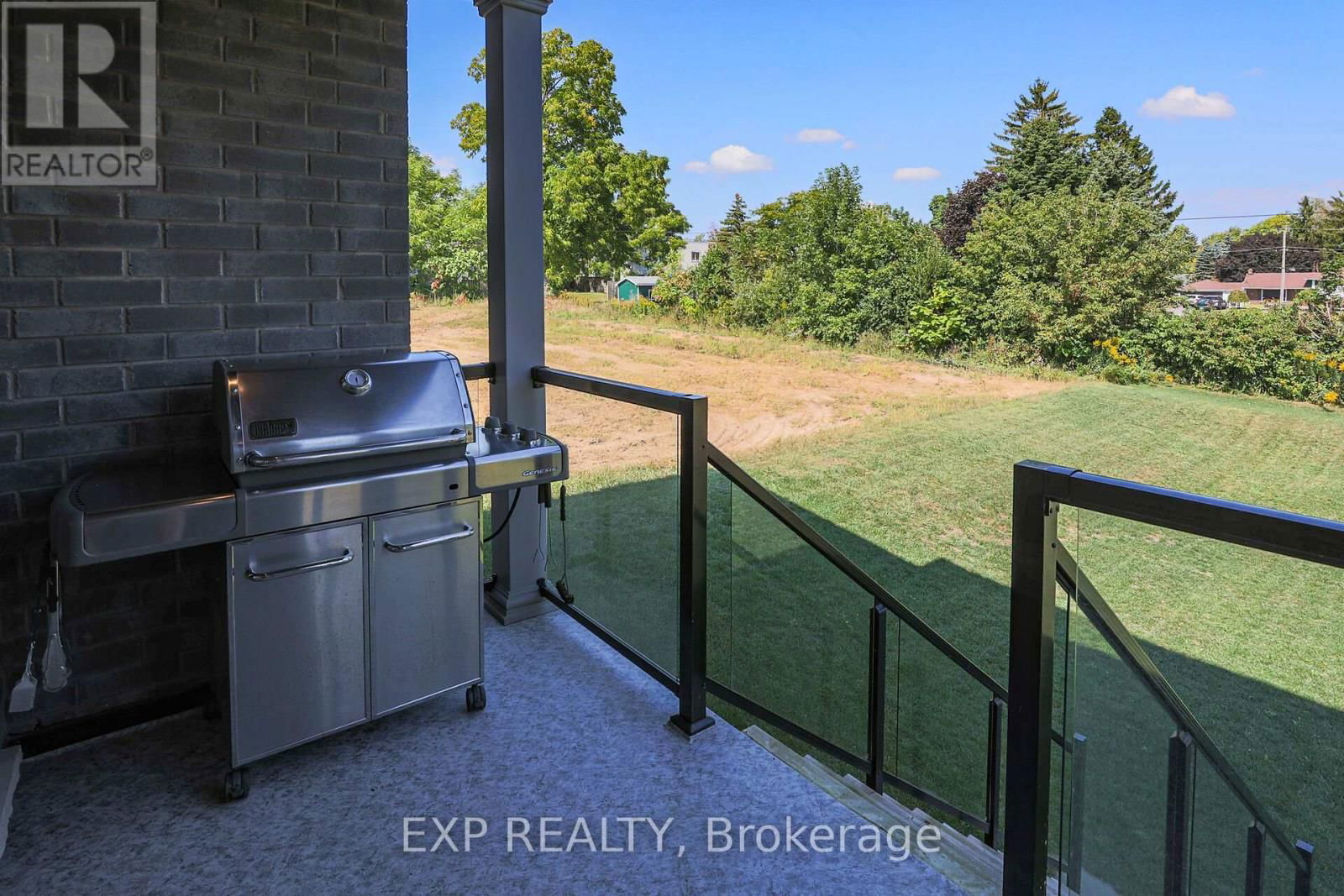 3608 CAROLINIA COURT Image 18