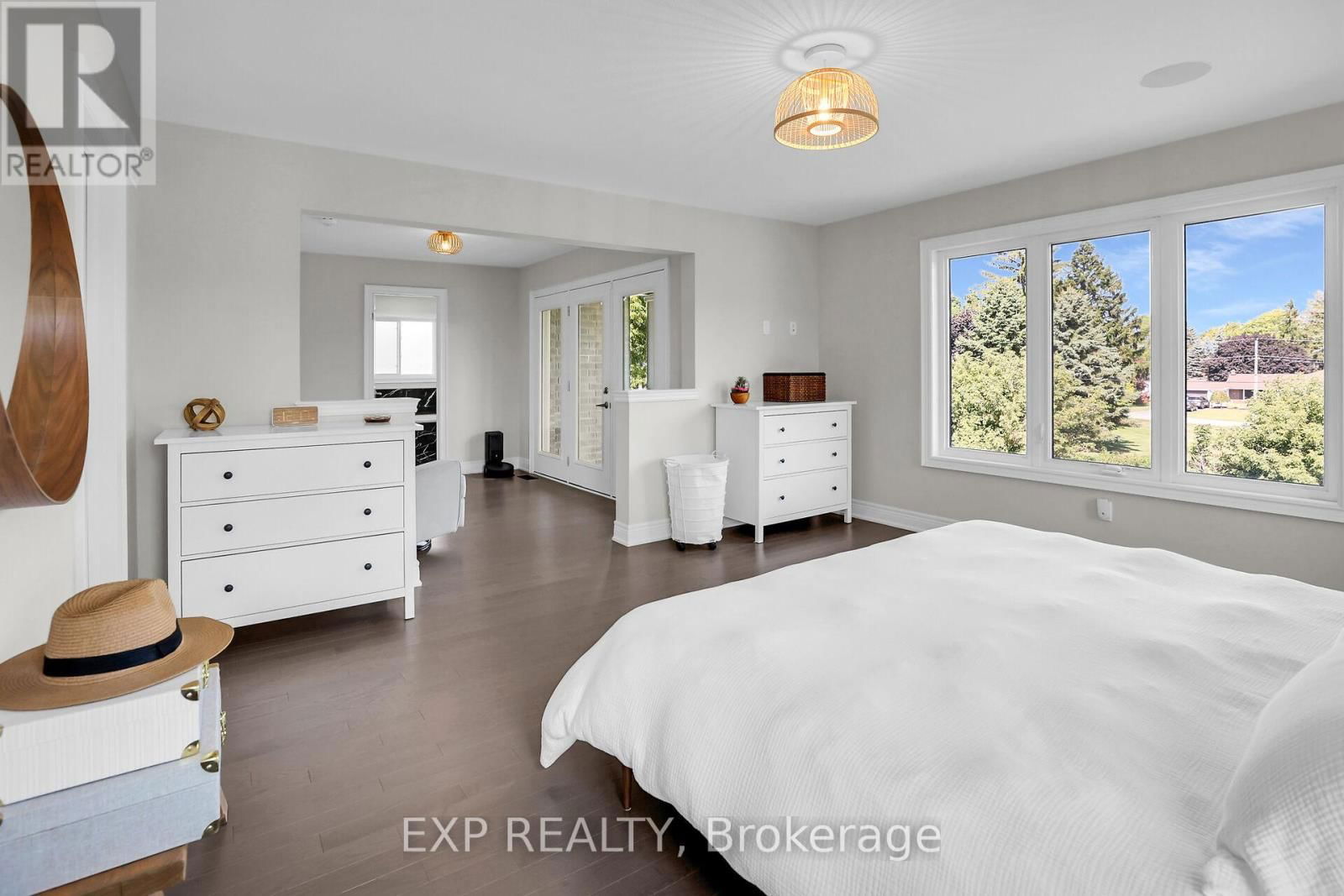 3608 CAROLINIA COURT Image 25