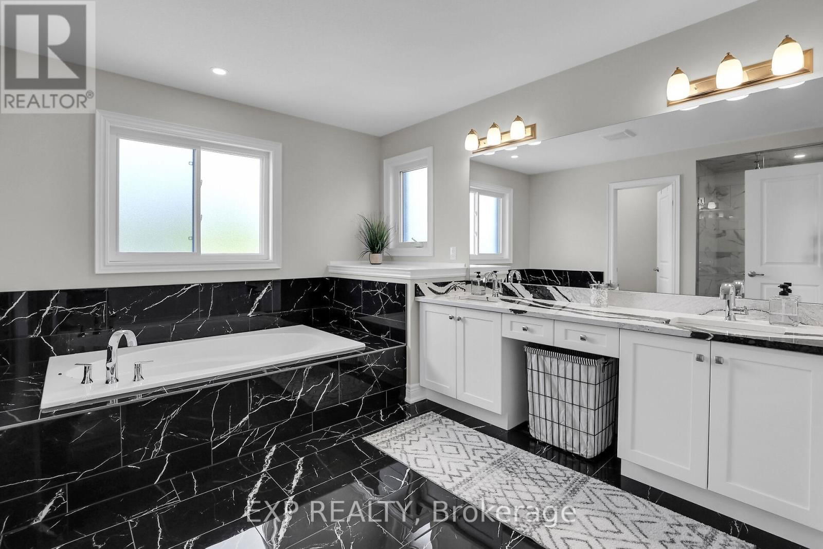 3608 CAROLINIA COURT Image 26