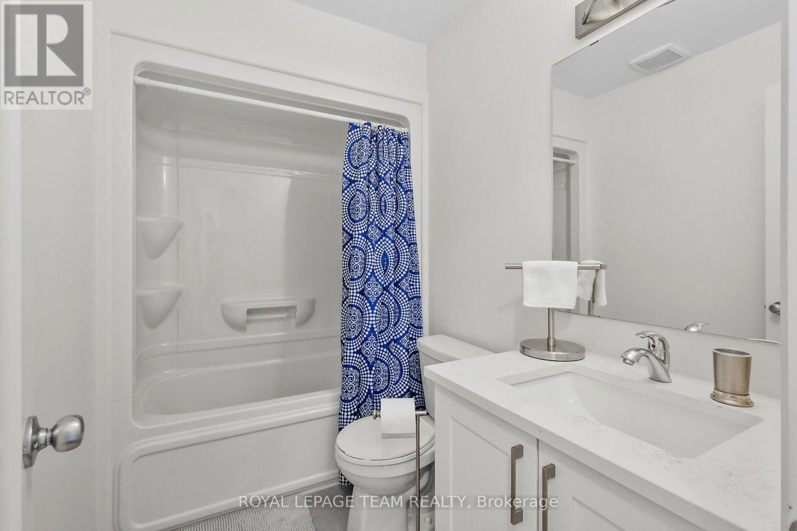 374 TRILLIUM CIRCLE Image 33