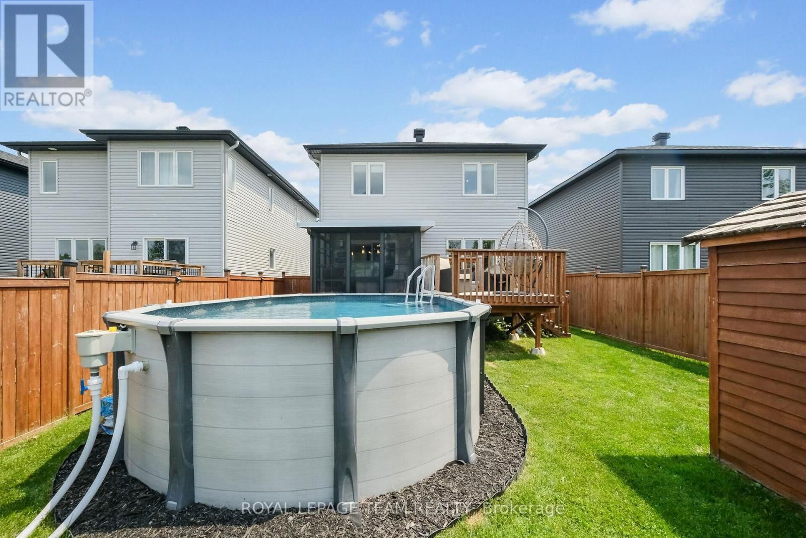 374 TRILLIUM CIRCLE Image 47