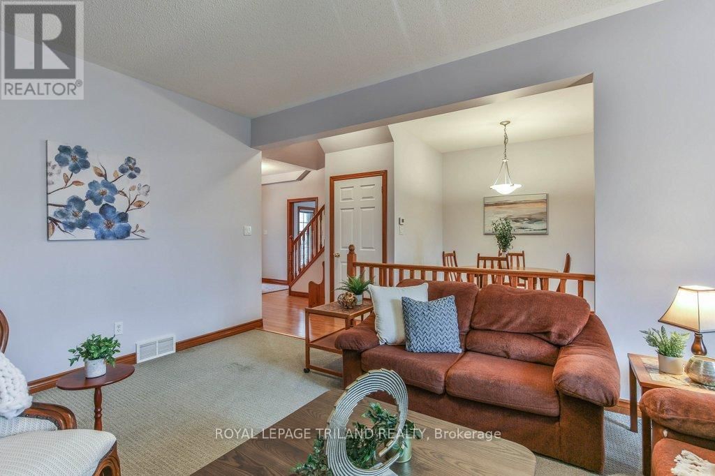 41 GREYROCK CRESCENT Image 14