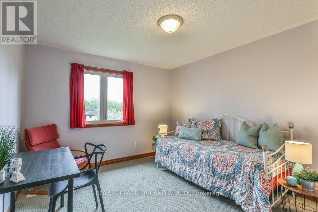 41 GREYROCK CRESCENT Image 22