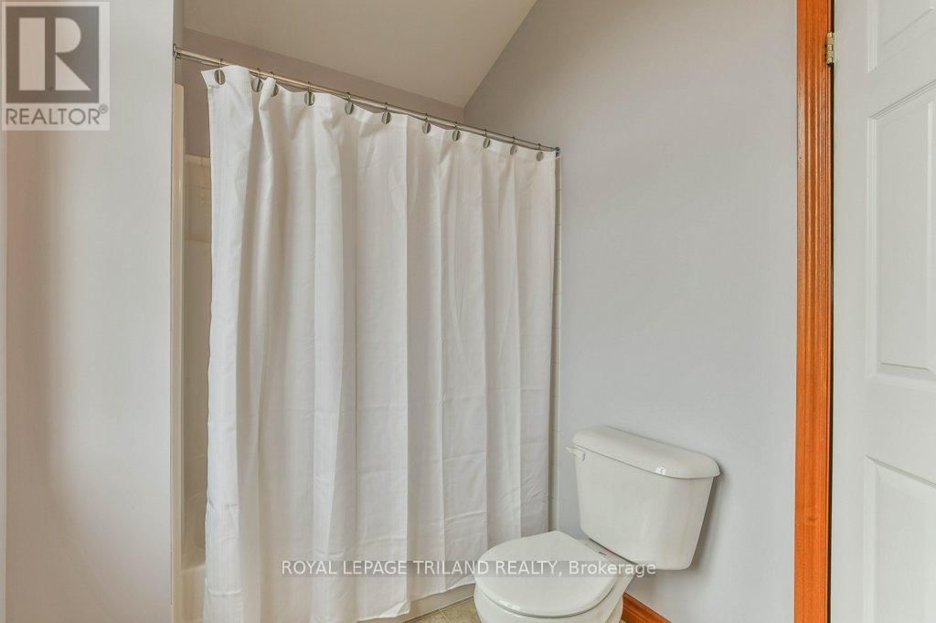 41 GREYROCK CRESCENT Image 29