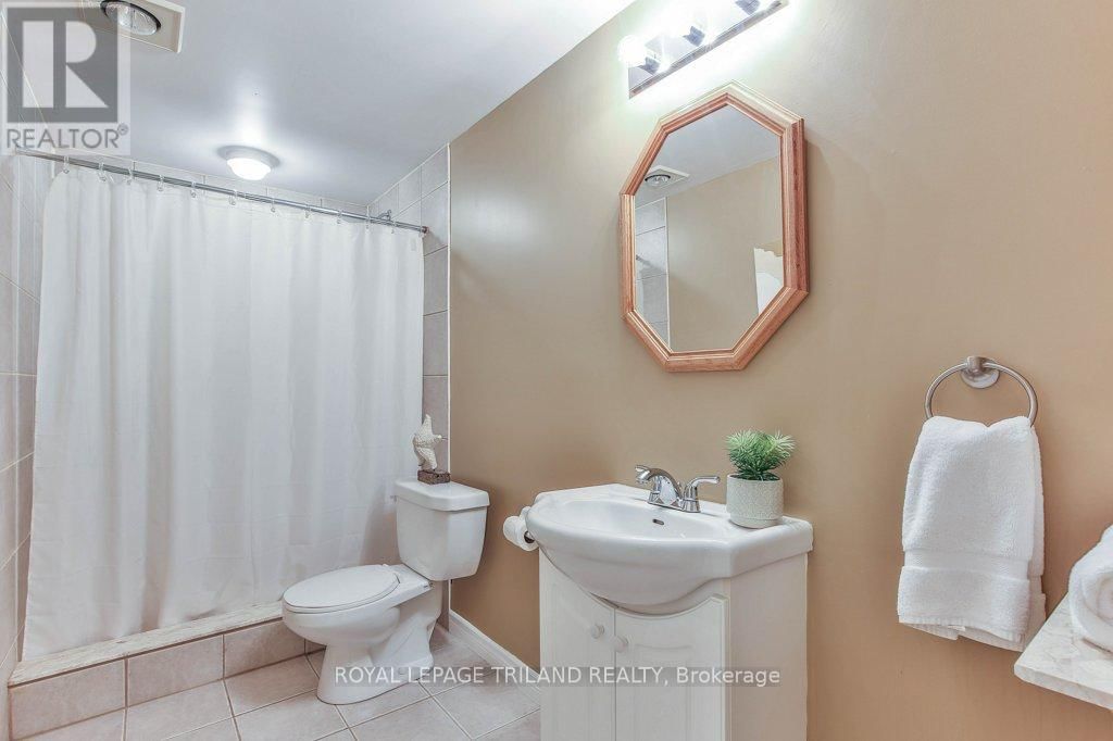 41 GREYROCK CRESCENT Image 38