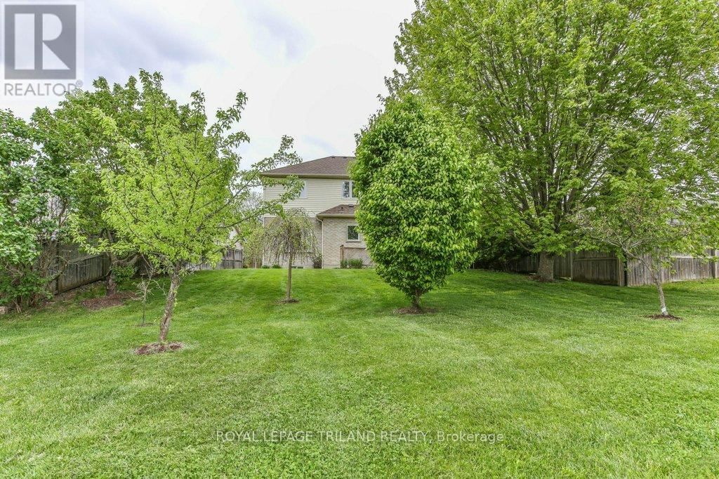41 GREYROCK CRESCENT Image 44