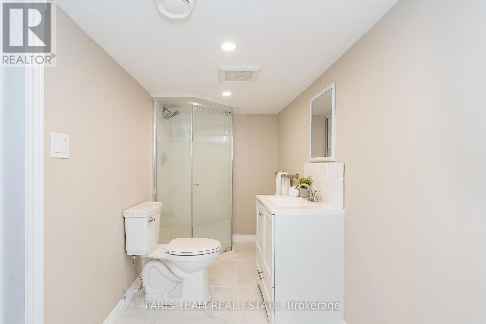 15 LANKIN AVENUE Image 22