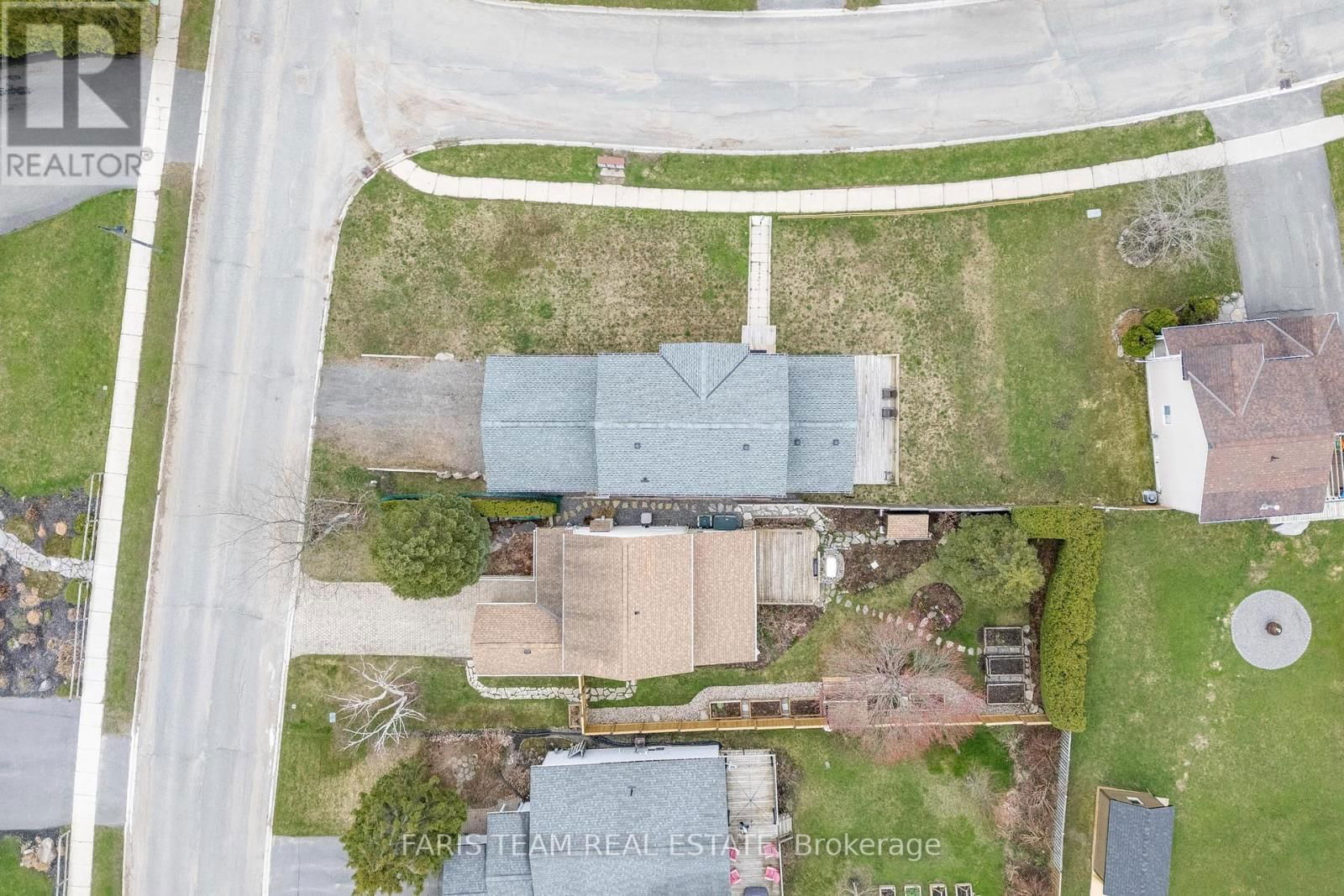 15 LANKIN AVENUE Image 29