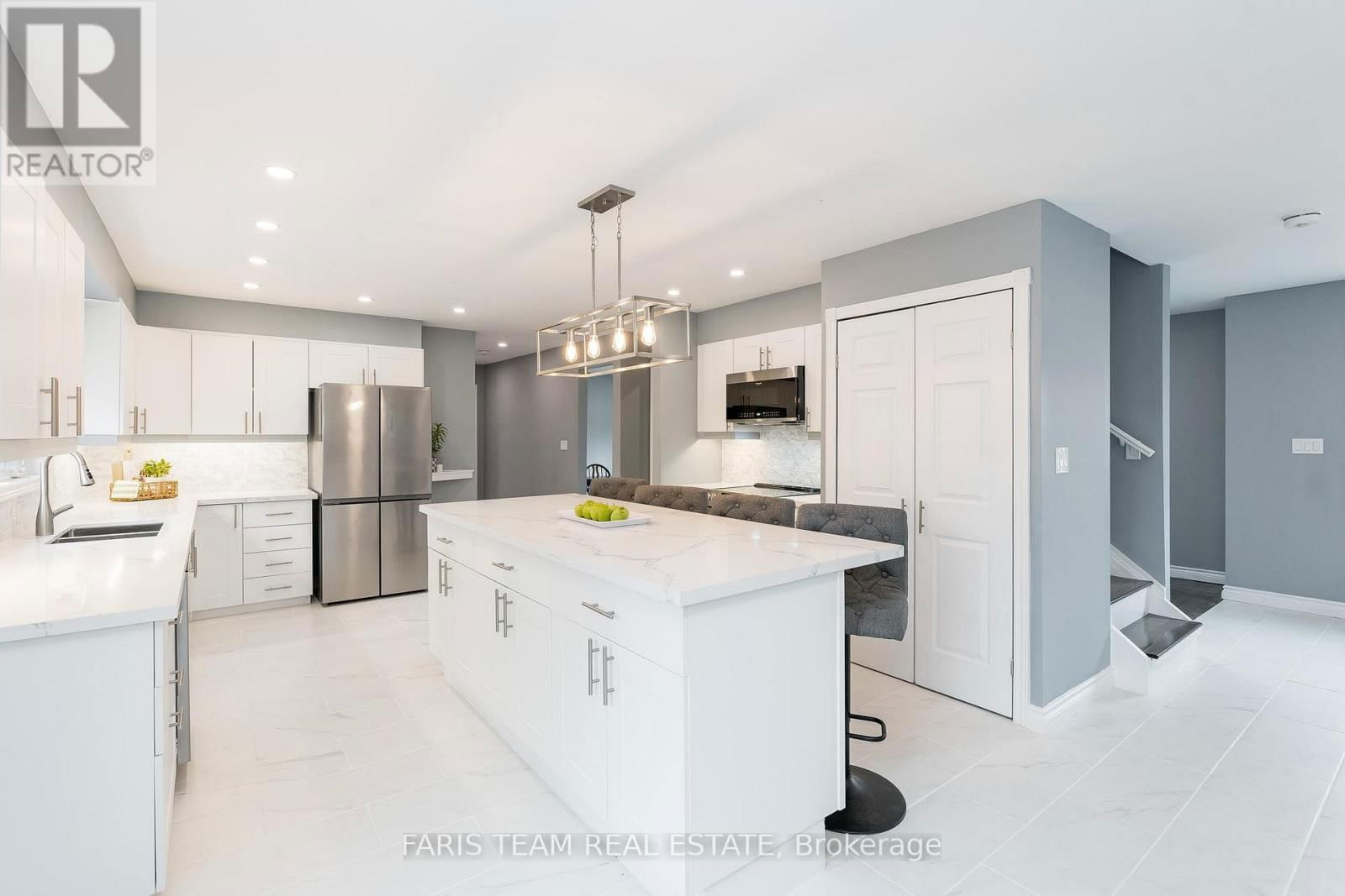 15 LANKIN AVENUE Image 3