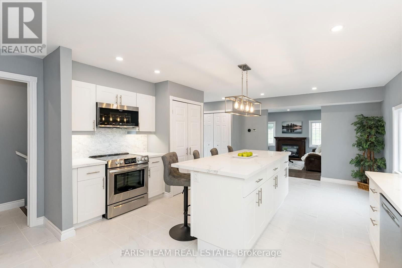 15 LANKIN AVENUE Image 5