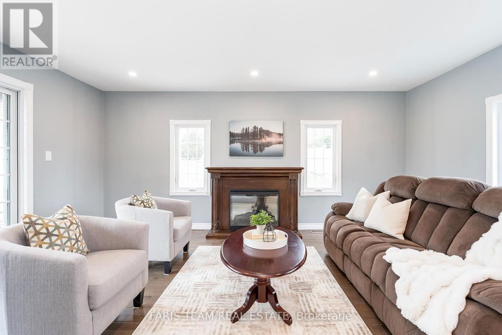 15 LANKIN AVENUE Image 8