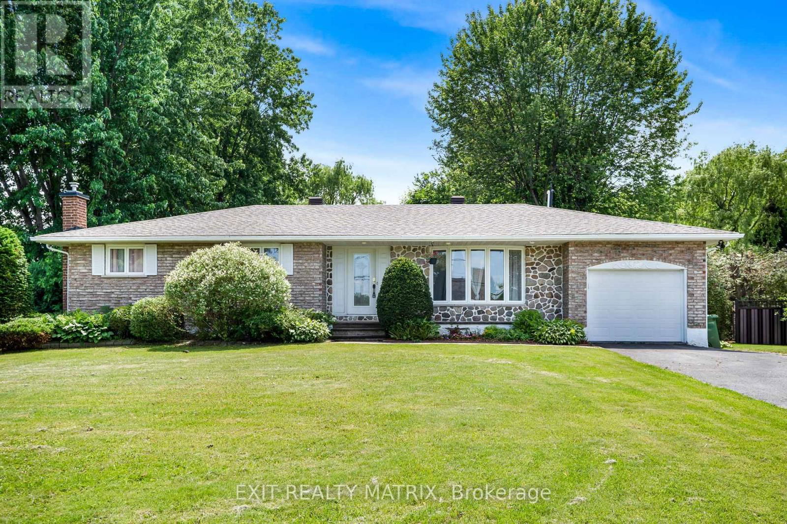 31 FRONT ROAD Image 2