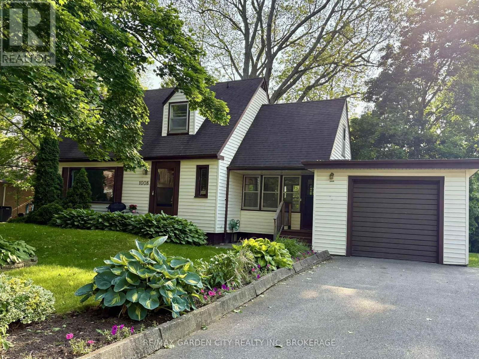 Primary Property View