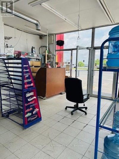 Image #1 of Commercial for Sale at Pitt, Cornwall, Ontario