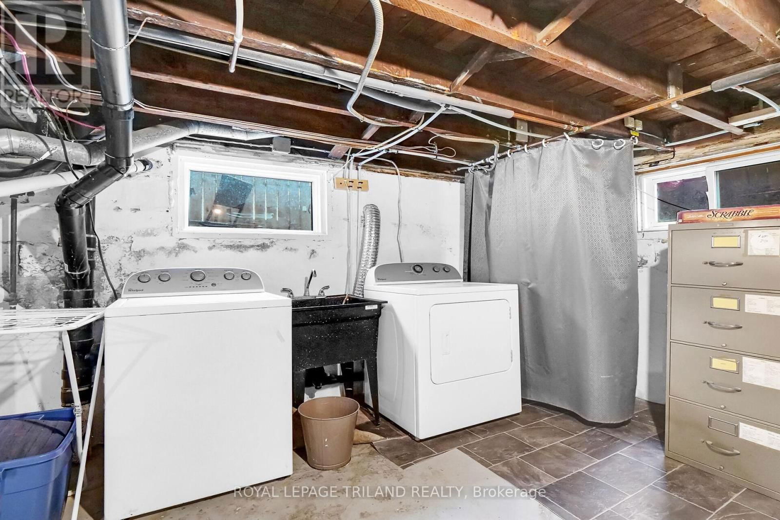 86 KAINS STREET Image 33