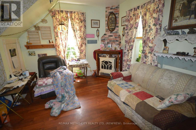 Secondary Property View