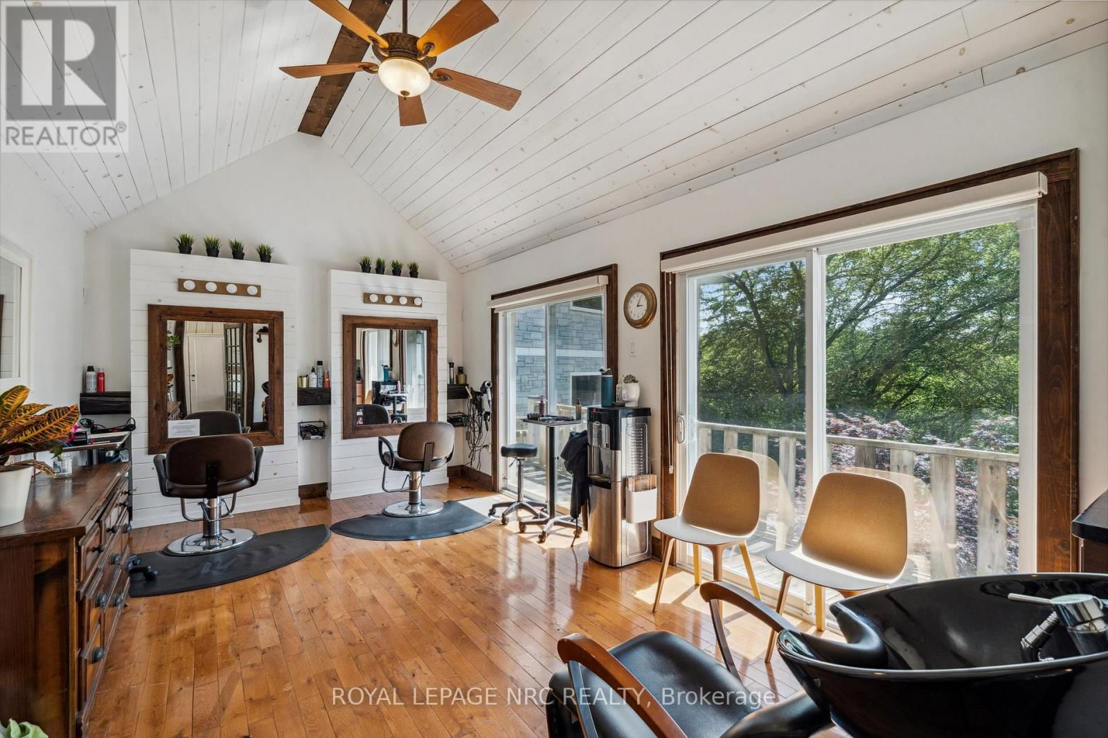 75 YATES STREET Image 23