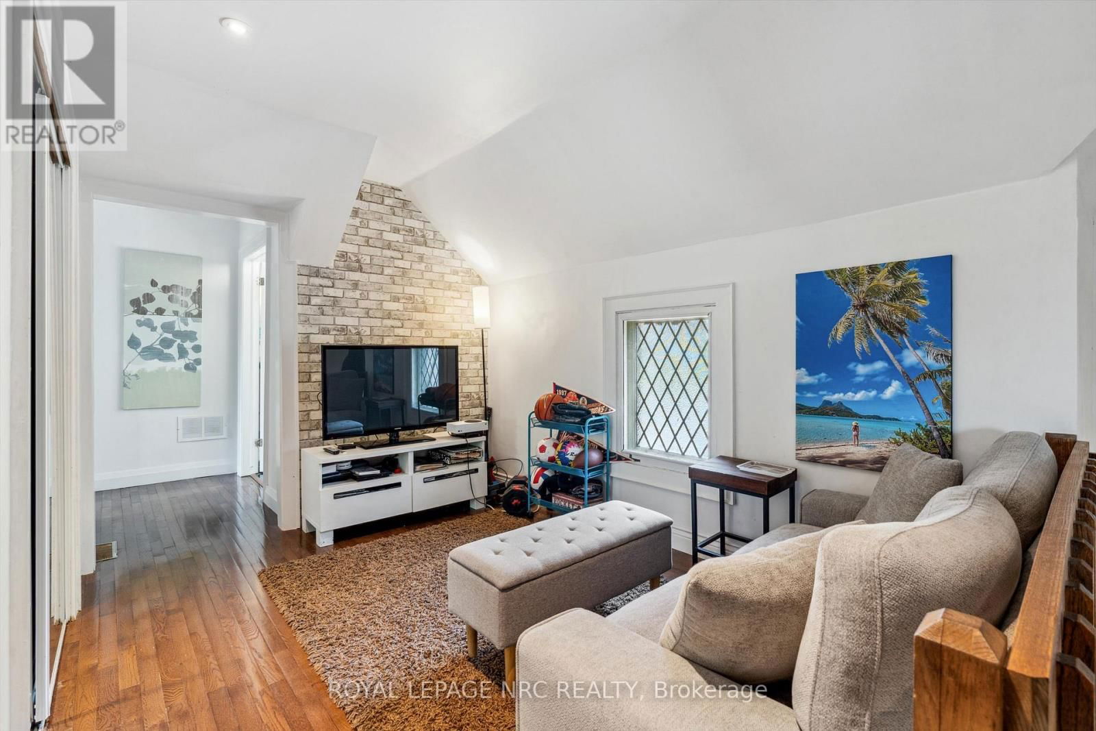75 YATES STREET Image 26