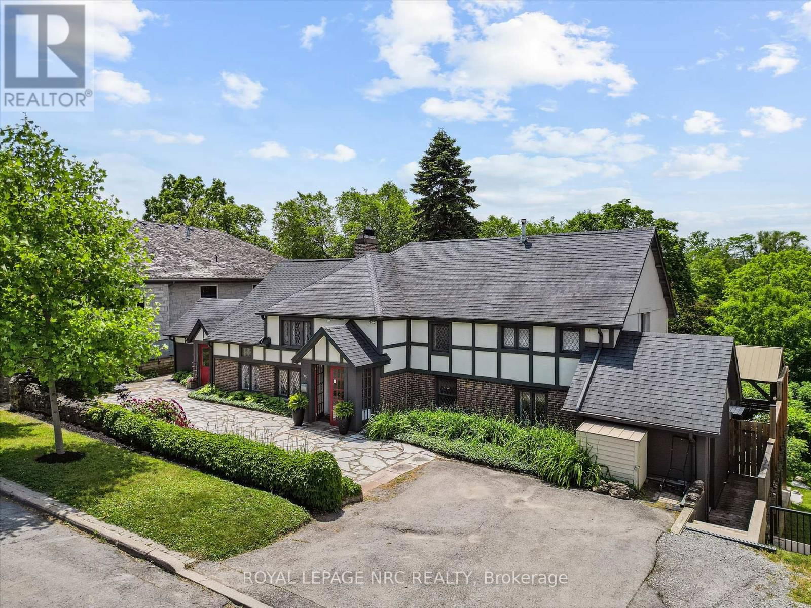 75 YATES STREET Image 3