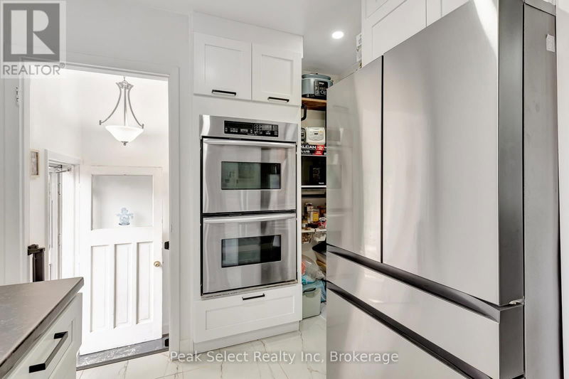 Tertiary Property View