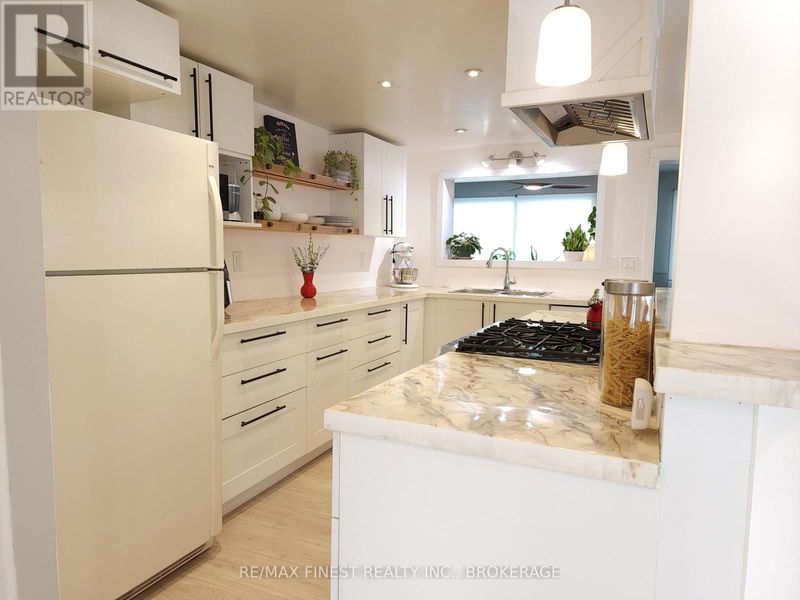 Tertiary Property View