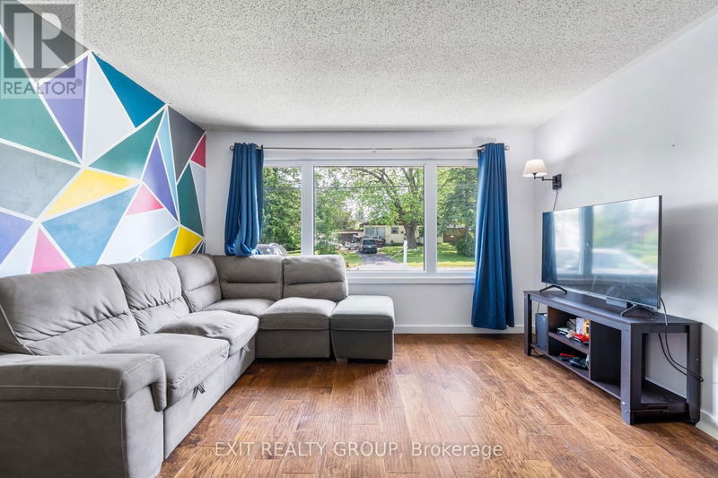 Secondary Property View